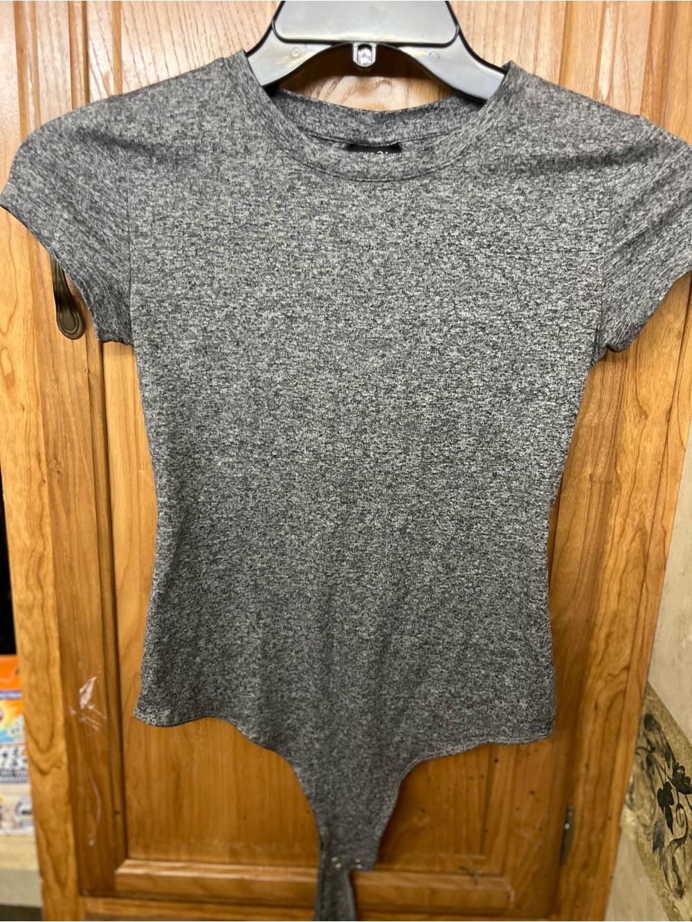 Rue21 Gray Short Sleeve Crewneck Bodysuit Sz Sm